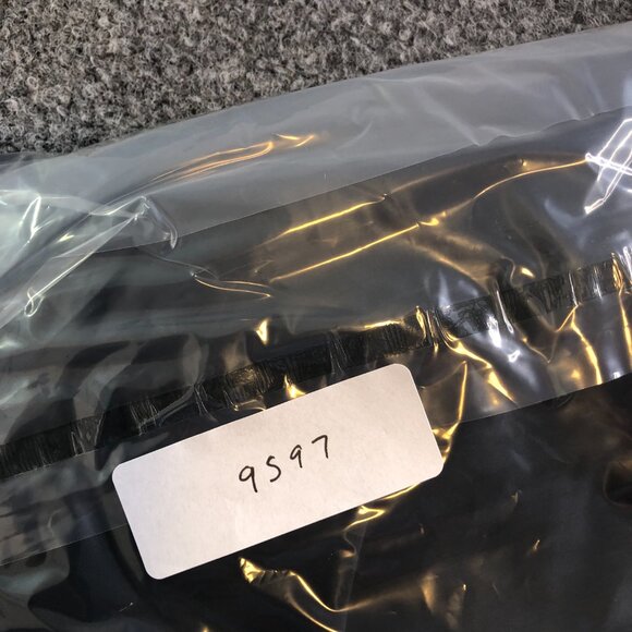 New Balance Jogger Mens M Black Athletic Reflective Windbreaker Running Zip - Picture 15 of 15